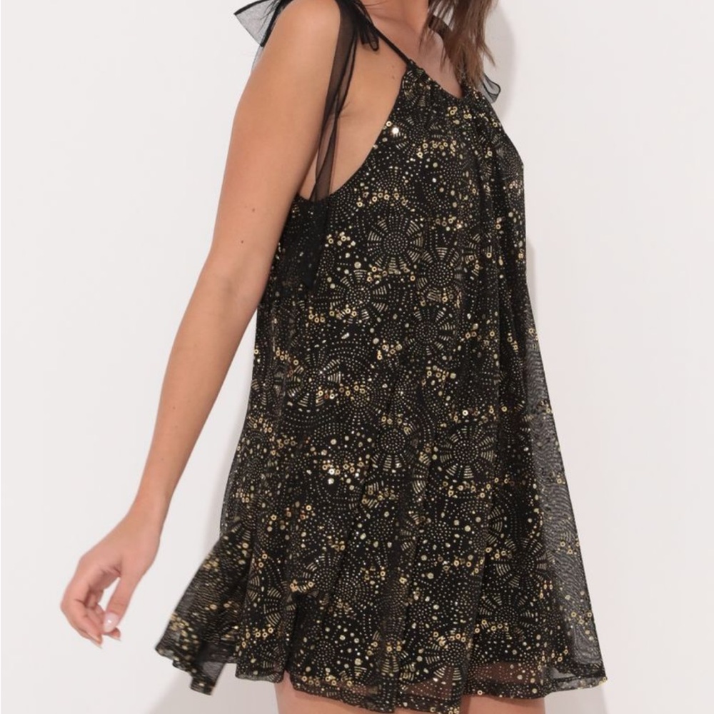 LUCY IN THE SKY Zoe Shoulder Tie Dress in Shimmer Black